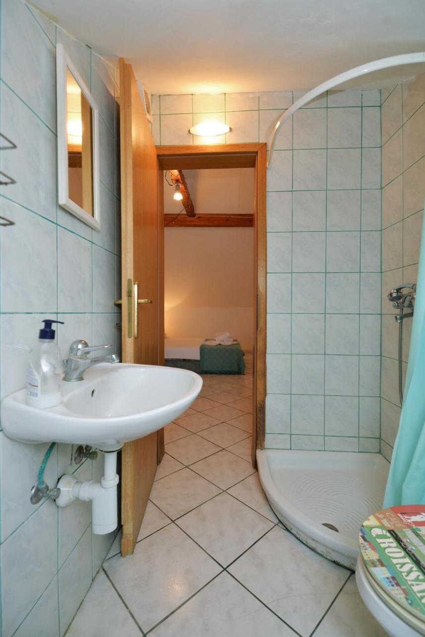 Apartman Mana, Murter Exterior foto