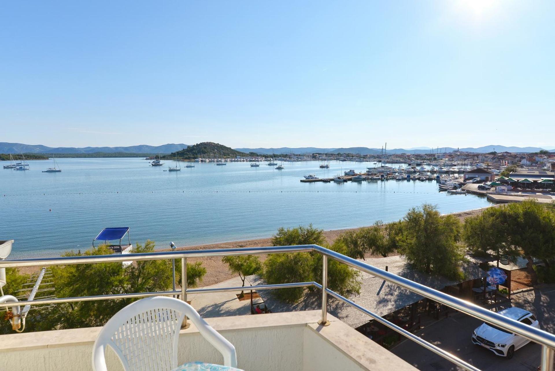 Apartman Mana, Murter Exterior foto